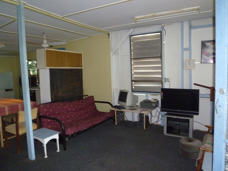 49 Batley Pde, Bushland Beach, Bushland Beach QLD 4818