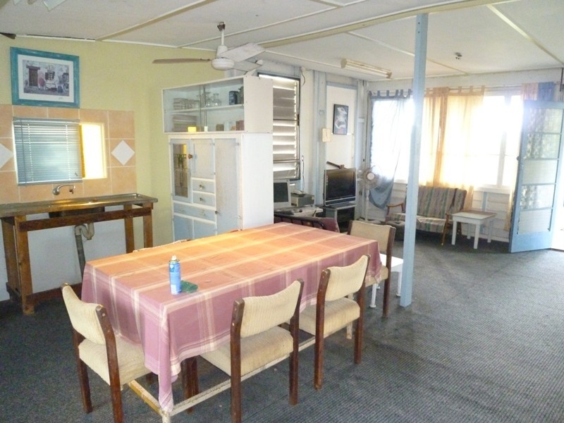 49 Batley Pde, Bushland Beach, Bushland Beach QLD 4818