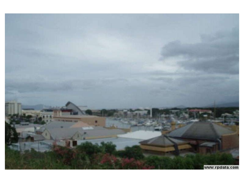 25 Melton Terrace, Townsville City QLD 4810