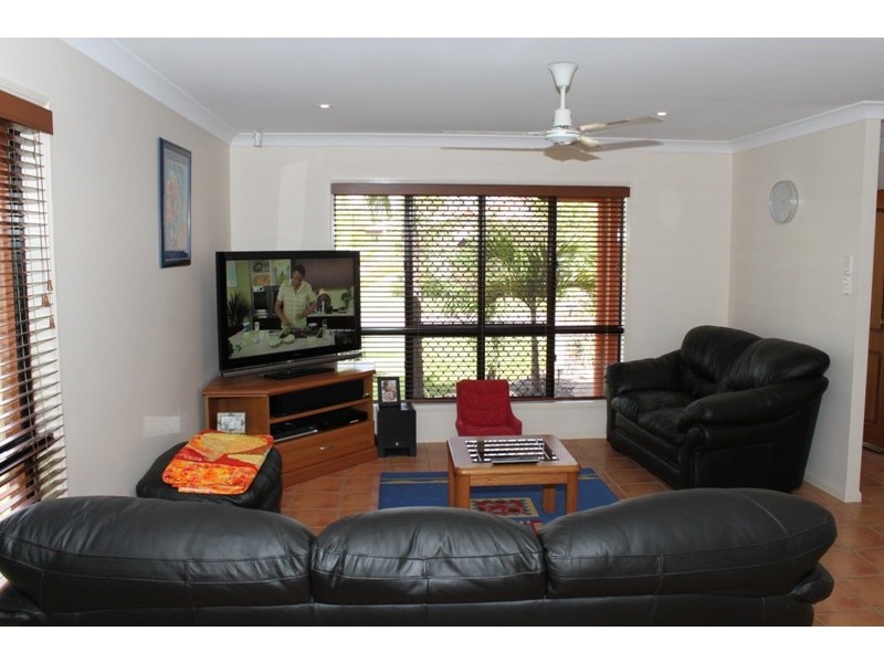 8 Lakewood Avenue, Kirwan QLD 4817