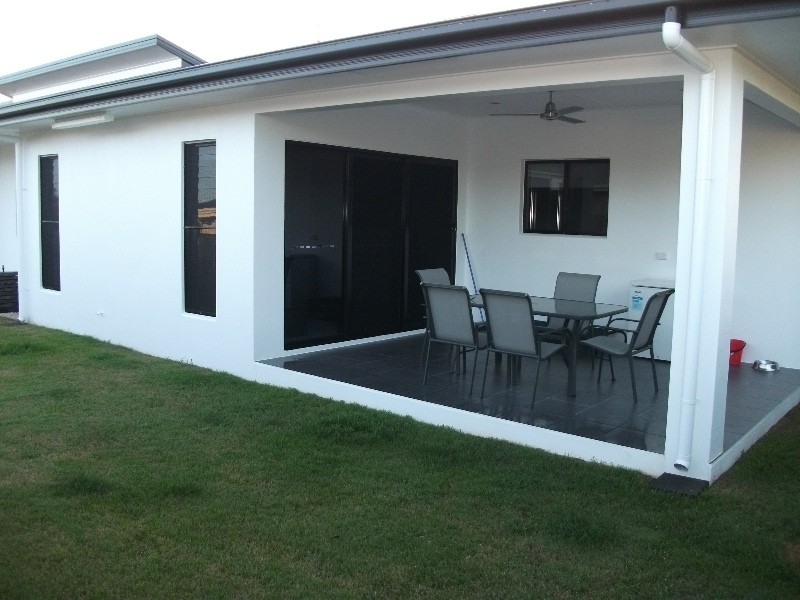 5 Ellendale St, Mount Low QLD 4818