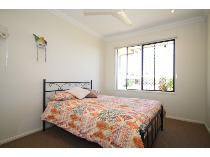 8 Kato Place, Mount Louisa QLD 4814