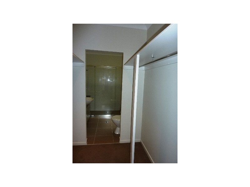 Bushland Beach QLD 4818