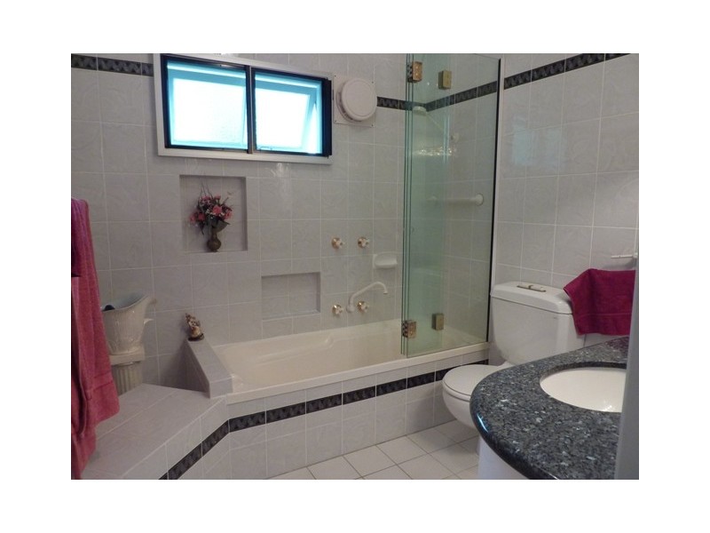 29 Ahearne Street, Hermit Park QLD 4812