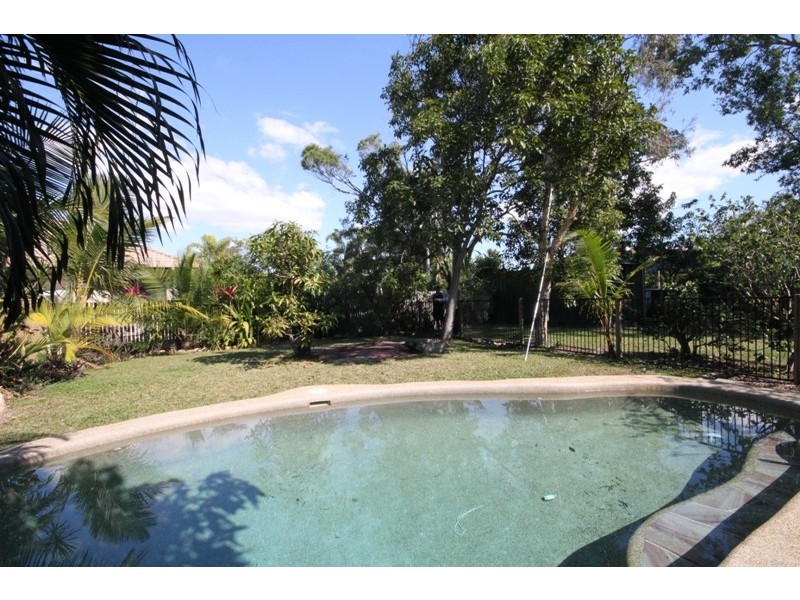 6 Doorey Street, Railway Estate QLD 4810