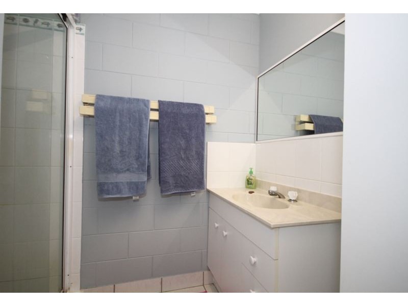 2/8  Second Street, Railway Estate QLD 4810