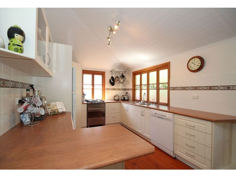 13 Second Street, Railway Estate QLD 4810