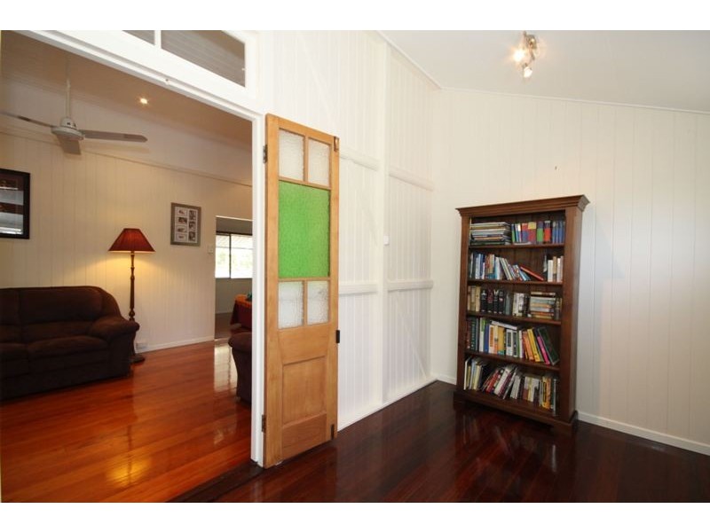 13 Second Street, Railway Estate QLD 4810