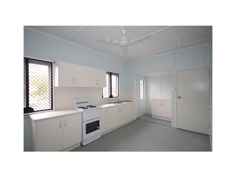 15 Lockheed Street, Garbutt QLD 4814