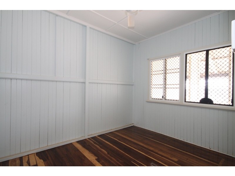 15 Lockheed Street, Garbutt QLD 4814