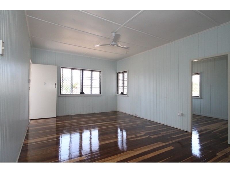 15 Lockheed Street, Garbutt QLD 4814