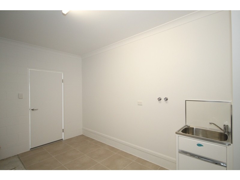 16 Wave Court, Kelso QLD 4815