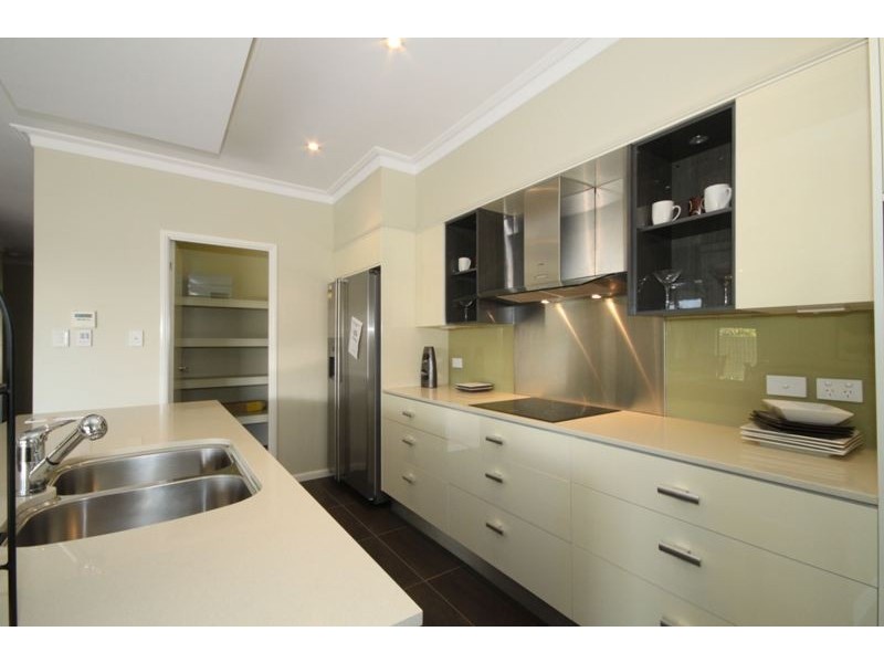 7  Arafura Close, Burdell QLD 4818