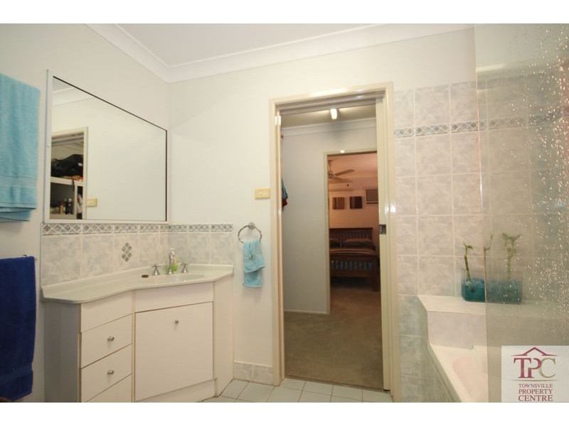 Kirwan QLD 4817