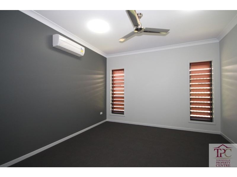 5 Oculina Street, Burdell QLD 4818