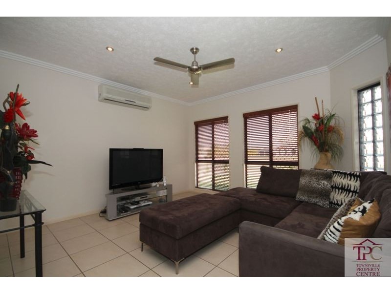 35 Tennessee Way, Kelso QLD 4815