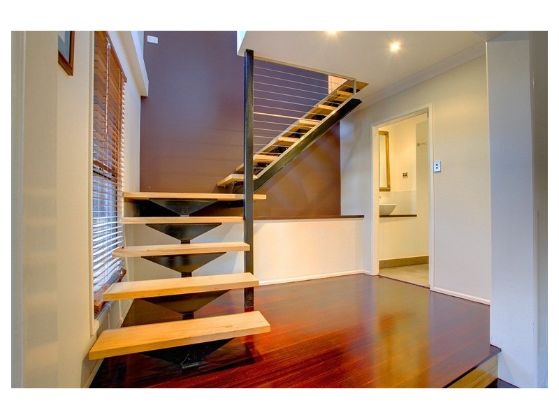 4 Nayla Court, Mount Louisa, Townsville QLD 4810