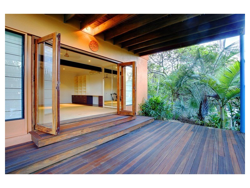 4 Nayla Court, Mount Louisa, Townsville QLD 4810