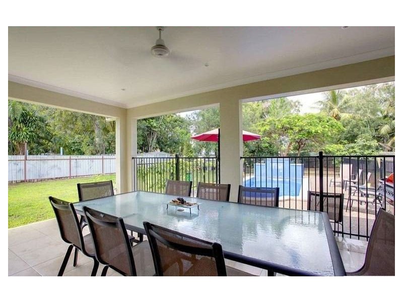 3 Bunya Street, Bushland Beach QLD 4818