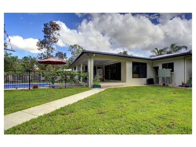 3 Bunya Street, Bushland Beach QLD 4818