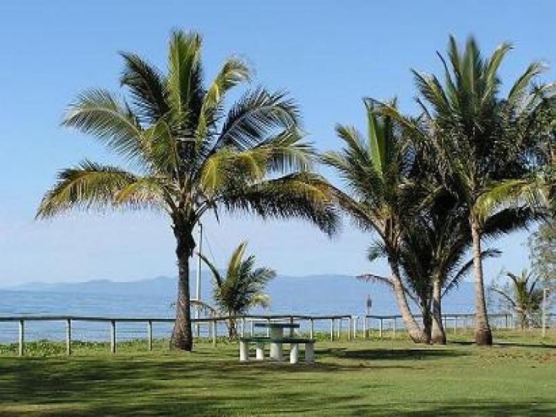 28 Pandanus Street, Forrest Beach QLD 4850