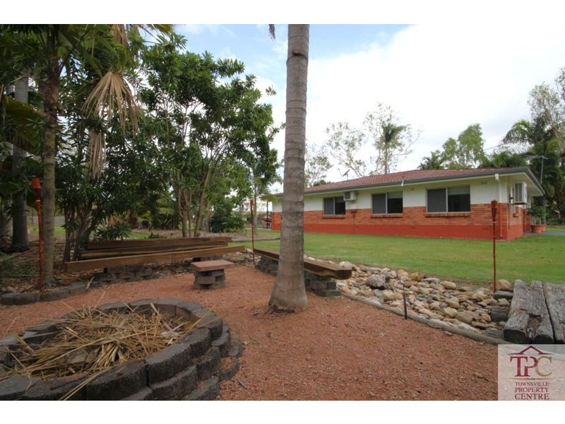 12 Carbine Court, Kelso QLD 4815