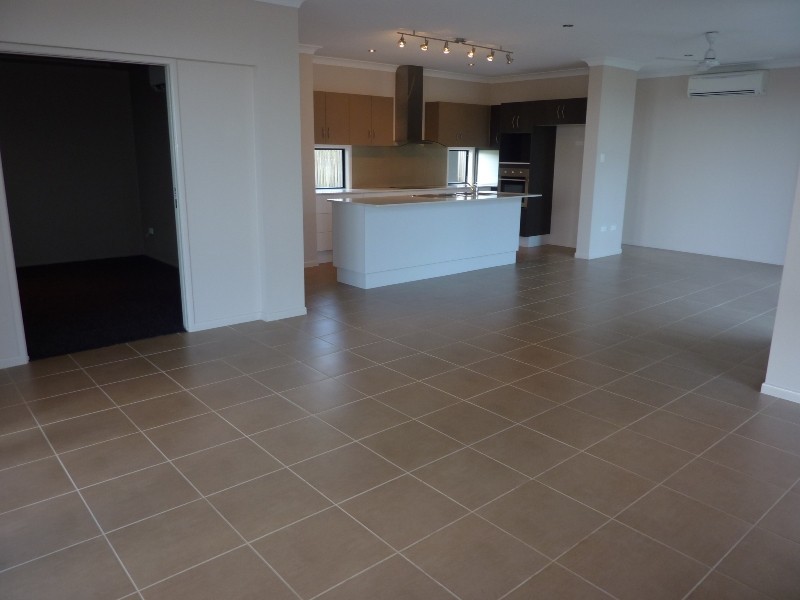 116 Goicoechea Drive, Bushland Beach QLD 4818