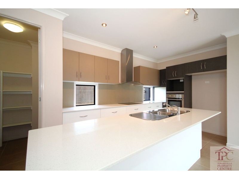 116 Goicoechea Drive, Bushland Beach QLD 4818