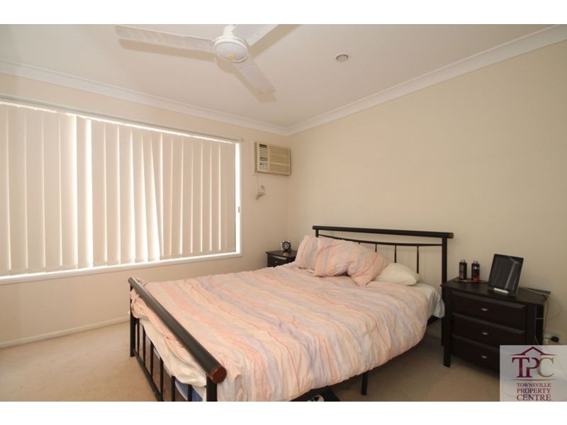 6 Blue Lake Court, Kirwan QLD 4817