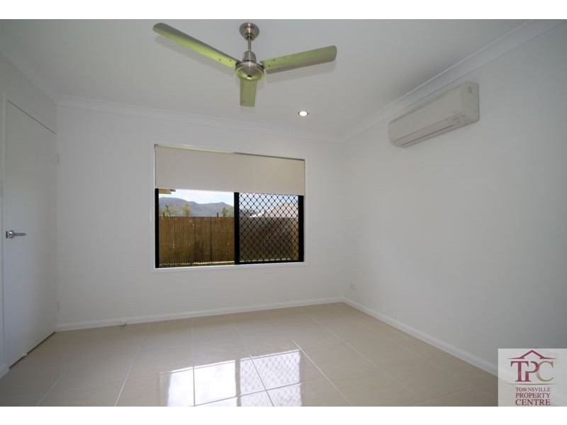 Kelso QLD 4815