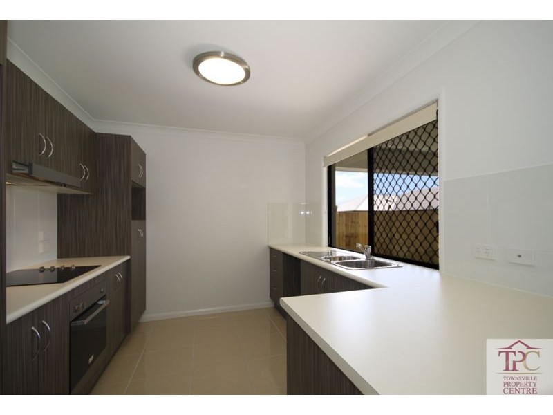 Kelso QLD 4815