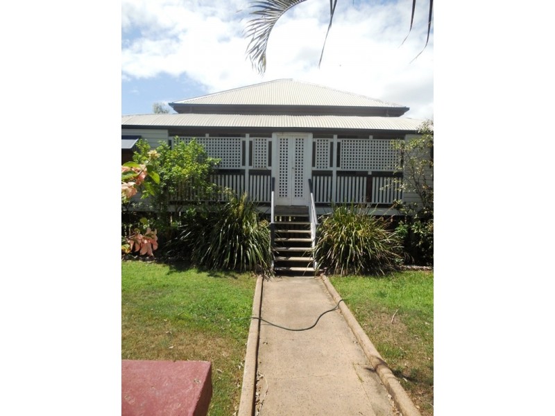 9 Bundock Street, North Ward QLD 4810