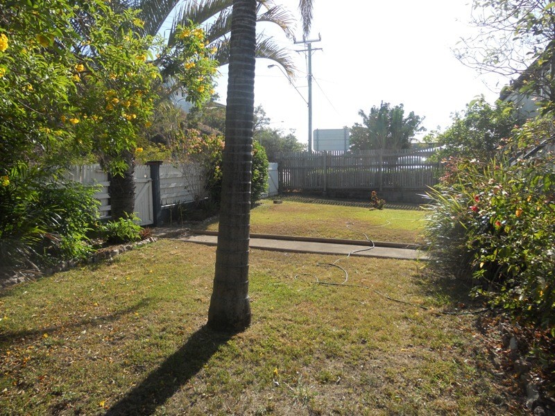 9 Bundock Street, North Ward QLD 4810