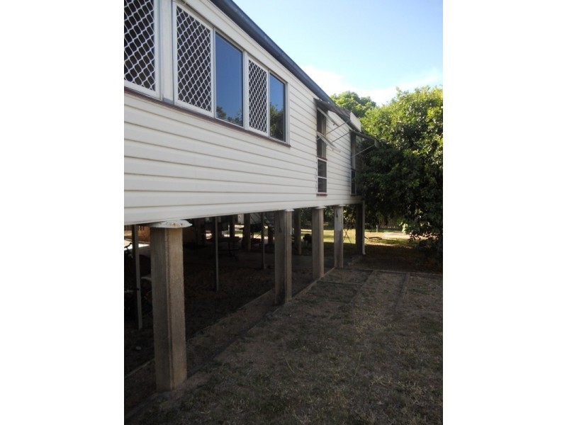 9 Bundock Street, North Ward QLD 4810