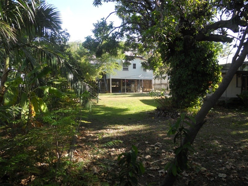 9 Bundock Street, North Ward QLD 4810