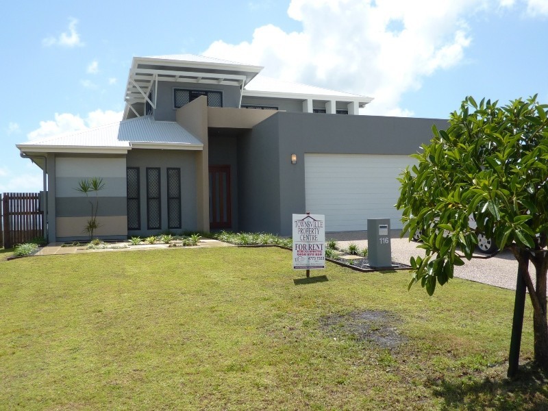 Bushland Beach QLD 4818