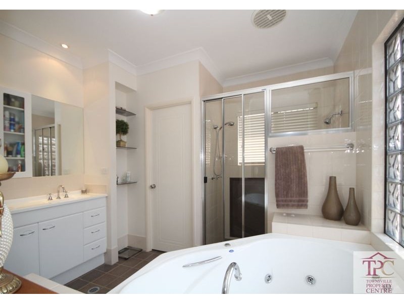 35 Tennessee Way, Rossmead Estate, Townsville QLD 4810