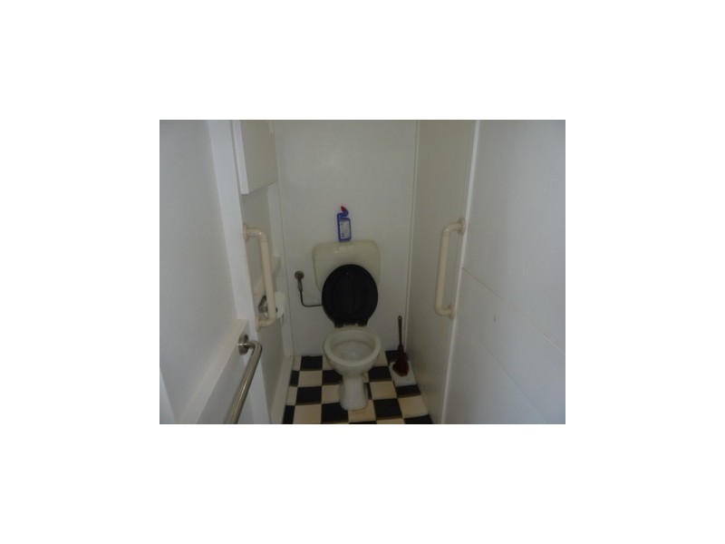 40 Roberts Street, Hermit Park QLD 4812