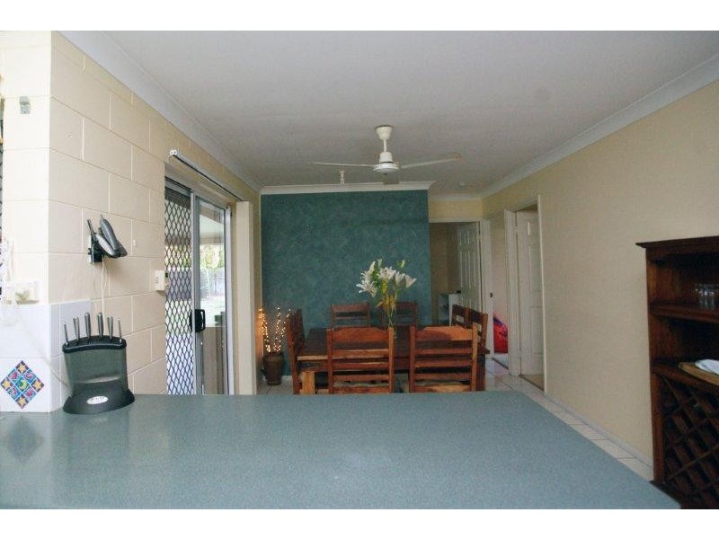 27 Moffat Street, Kirwan QLD 4817