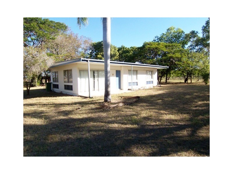 2433 Woodstock Giru Road, Majors Creek QLD 4816
