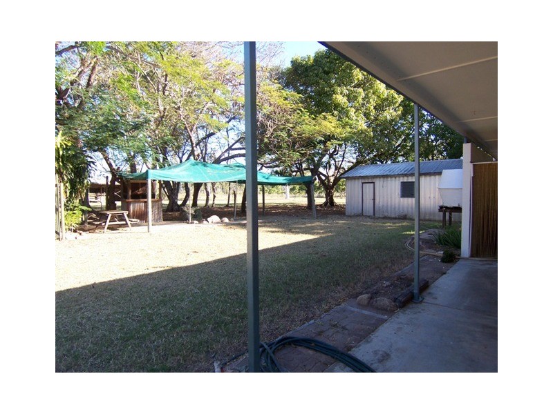 2433 Woodstock Giru Road, Majors Creek QLD 4816