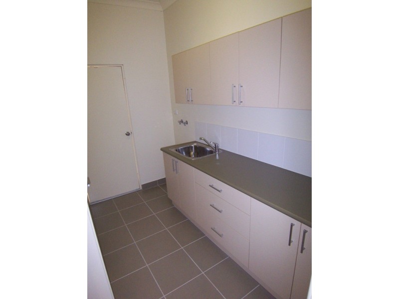 Bushland Beach QLD 4818