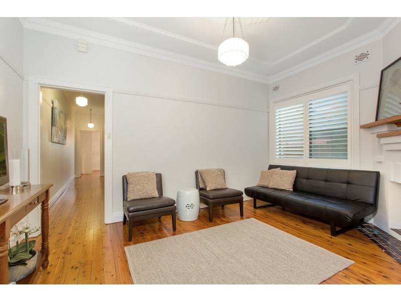 12a Rickard Street, Rodd Point NSW 2046