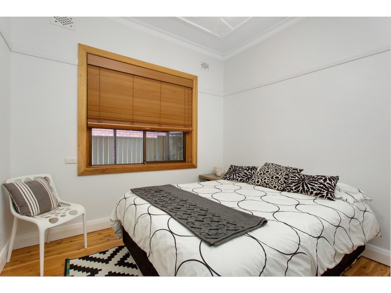 12a Rickard Street, Rodd Point NSW 2046