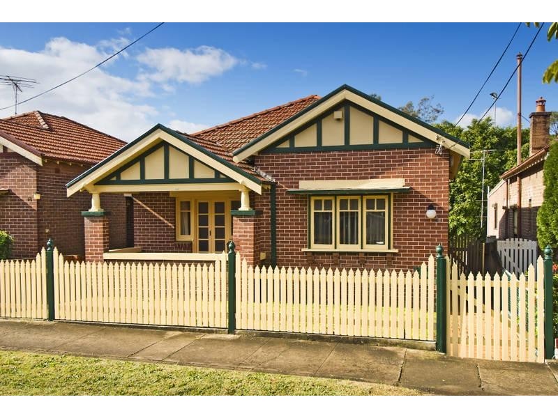 16 REGATTA RD, Canada Bay NSW 2046