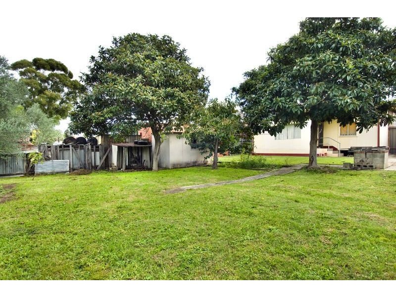 10 Lucas Ave, Russell Lea NSW 2046