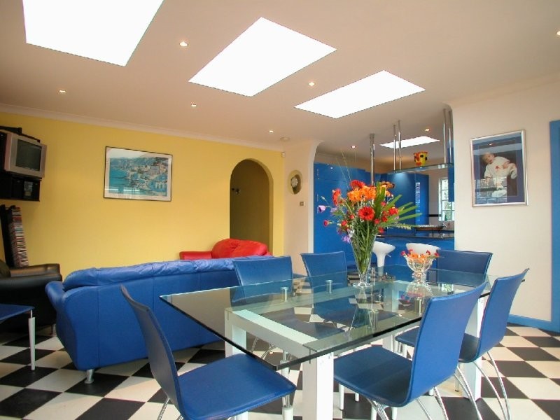 406 LYONS RD, Russell Lea NSW 2046