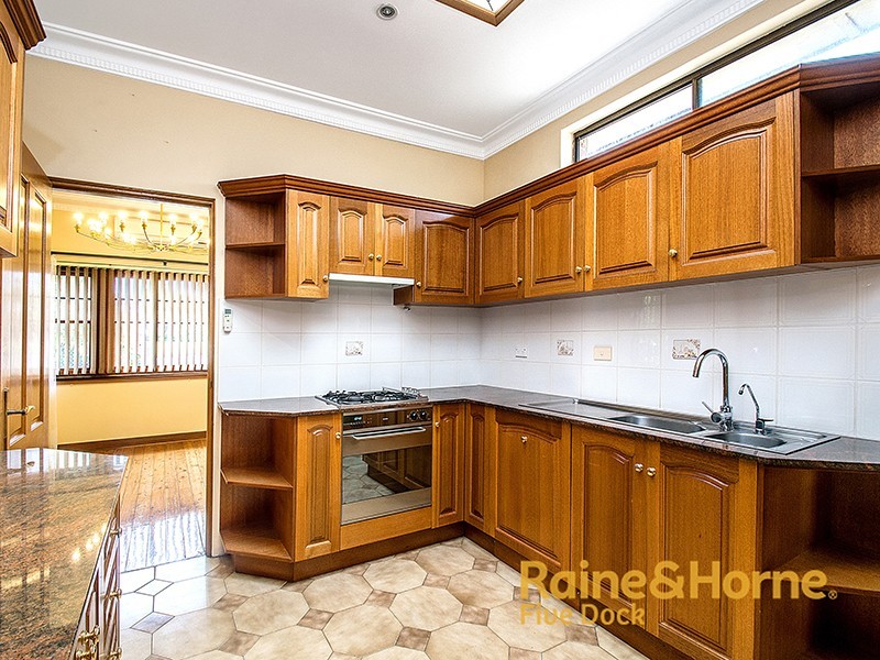 90 Ingham Ave, Five Dock NSW 2046