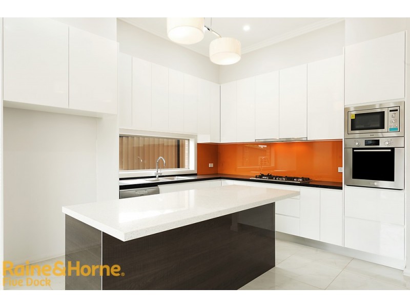 28 Eleanor Lane,, Rosehill NSW 2142