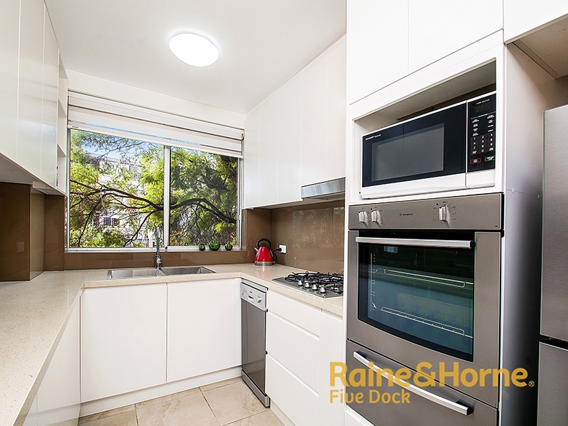 14/3 Bortfield Drive, Chiswick NSW 2046